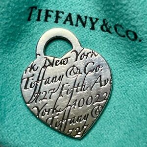 Tiffany Sterling Silver 727 Fifth Avenue New York Heart Small Pendant Charm